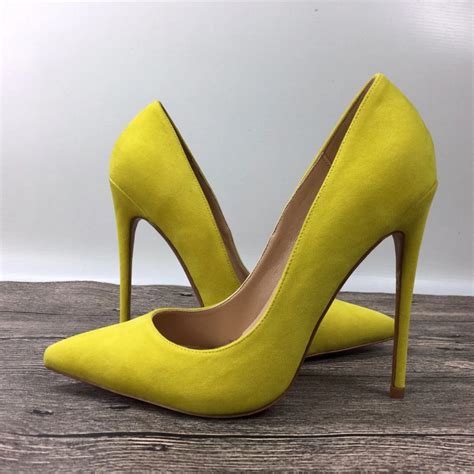 yellow high heels pumps.